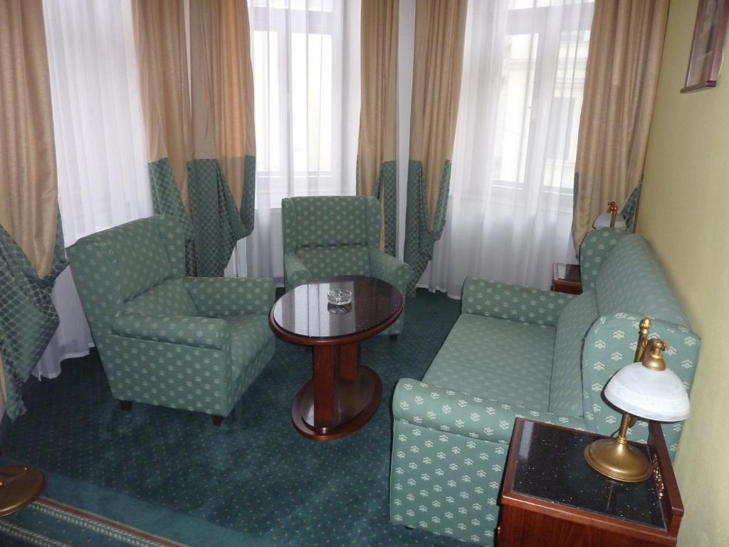 Grandhotel Garni Jihlava Habitación foto