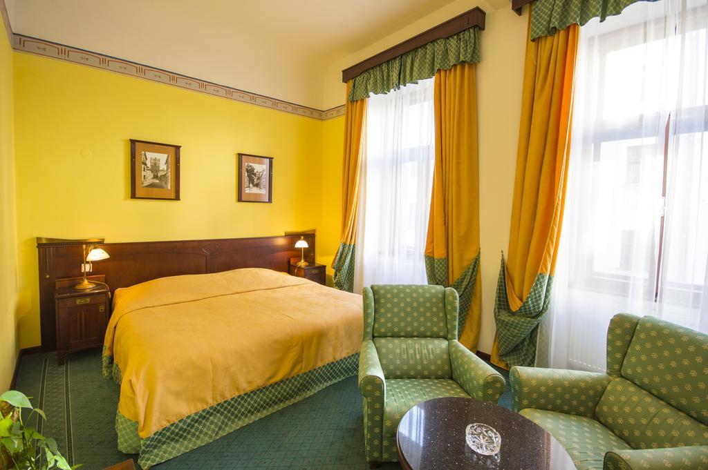 Grandhotel Garni Jihlava Exterior foto